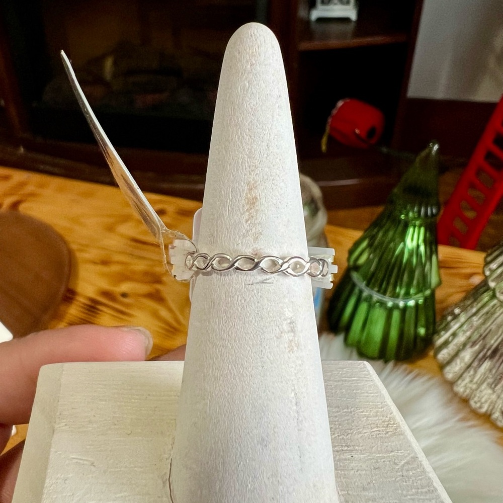I am Sterling Silver 925 Ring